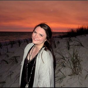 Meet your Posher, Molly